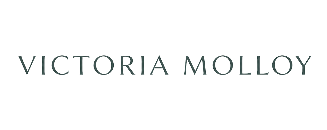 victoria molloy artist logo